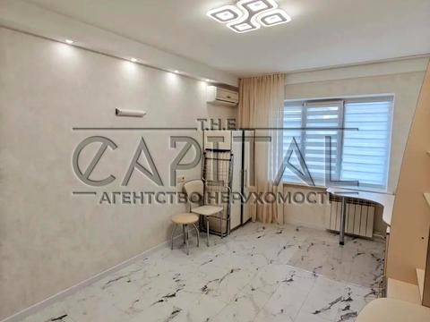 квартира за адресою Дніпровська набережна вул., 7-А