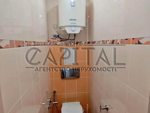 квартира за адресою Дніпровська набережна вул., 7-А