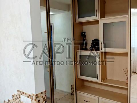 квартира за адресою Дніпровська набережна вул., 7-А