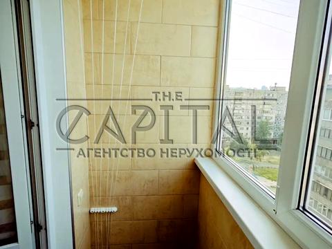 квартира за адресою Дніпровська набережна вул., 7-А