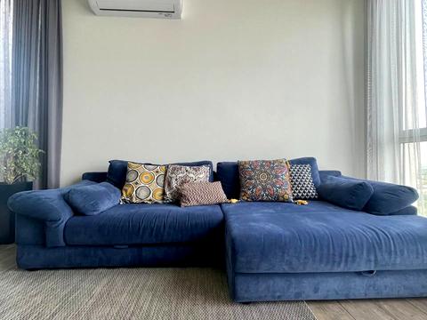 1869060934525609