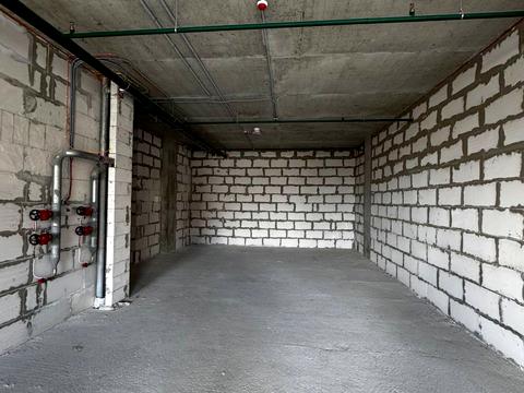 комерційна за адресою Василя Стуса вул., 35-Б
