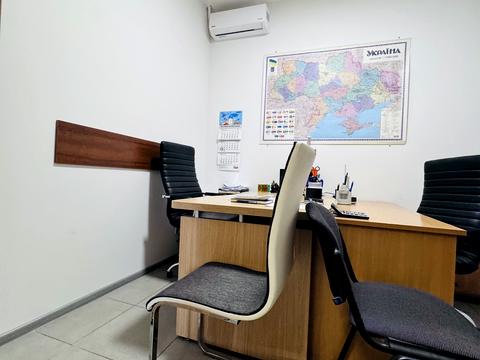 коммерческая по адресу Дмитрия Яворницкого просп. (Карла Маркса), 5
