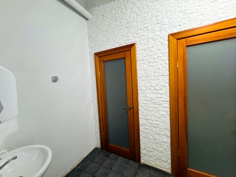 коммерческая по адресу Дмитрия Яворницкого просп. (Карла Маркса), 5