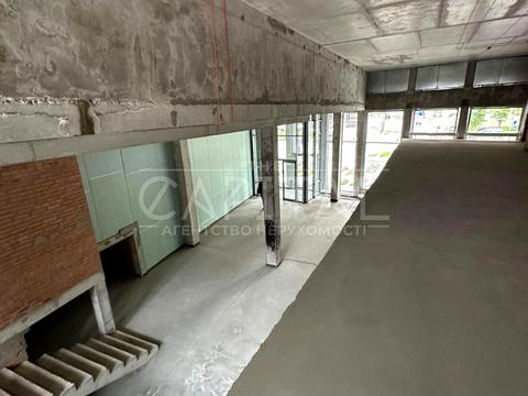 комерційна за адресою Василя Тютюнника вул. (Анрі Барбюса), 39
