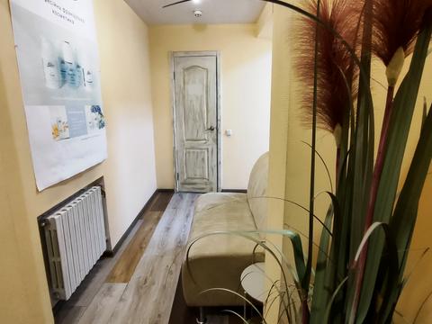 коммерческая по адресу 93-ї Холодноярської Бригади ул., 8а