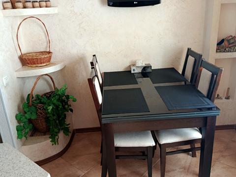 квартира за адресою Миколи Ушакова вул., 16