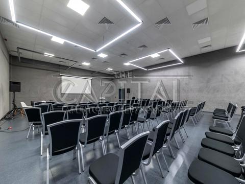 комерційна за адресою Антоновича вул. (Горького), 50