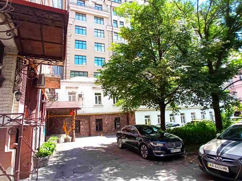 коммерческая по адресу Большая Житомирская ул., 4-В