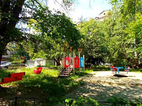 коммерческая по адресу Большая Житомирская ул., 4-В