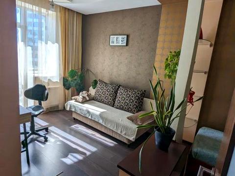квартира за адресою Академіка Андрія Сахарова вул. (Суворова), 82