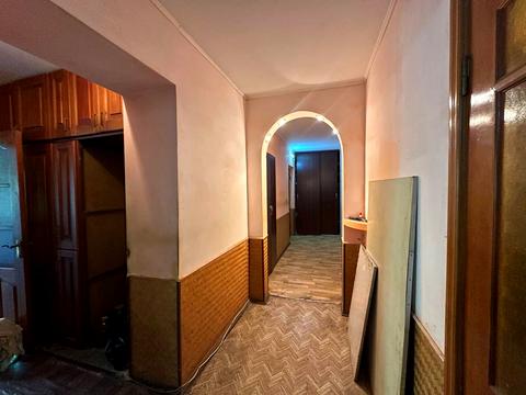 квартира за адресою Космонавтів вул., 11