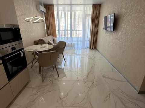 квартира за адресою Генерала Грекова вул., 4