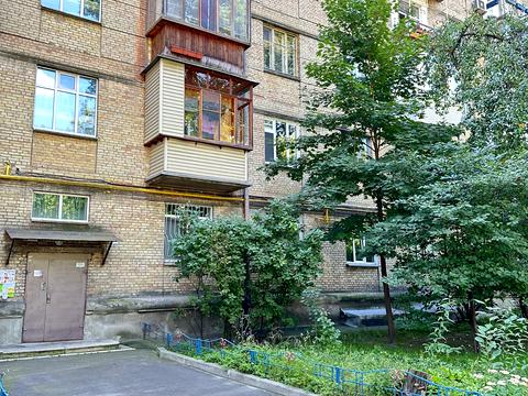 квартира за адресою Голосіївський просп. (40-річчя Жовтня), 106/2