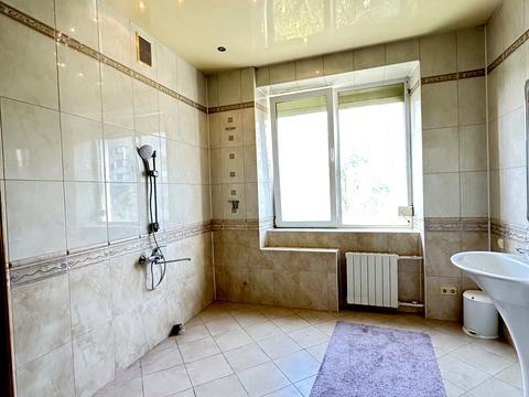 квартира за адресою Голосіївський просп. (40-річчя Жовтня), 106/2