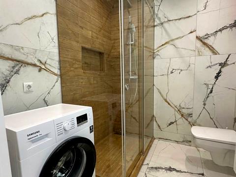 квартира за адресою Ужгород, Анатолія Тегзи вул., 23