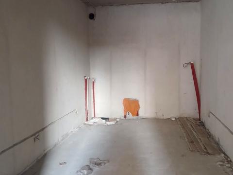комерційна за адресою Богдана-Ігора Антонича вул., 5 б