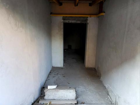 комерційна за адресою Богдана-Ігора Антонича вул., 5 б