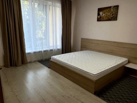 будинок за адресою Шота Руставелі вул.