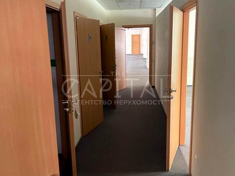 коммерческая по адресу Киев, Фізкультури ул., 1