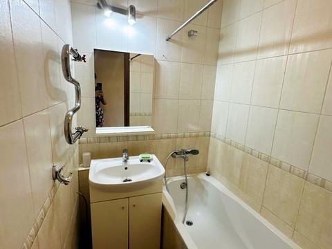 квартира за адресою Леся Курбаса просп., 9