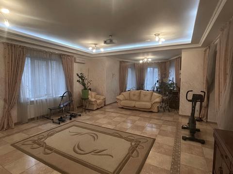 будинок за адресою Квітнева вул., 14