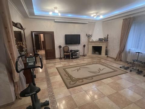 будинок за адресою Квітнева вул., 14