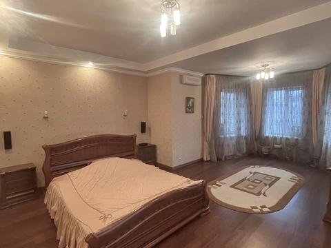 будинок за адресою Квітнева вул., 14