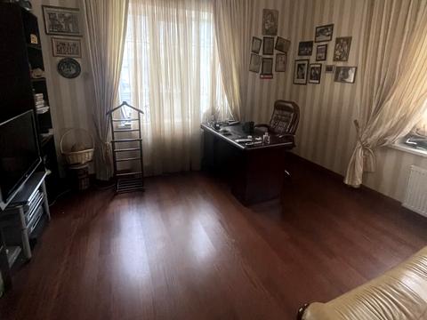 будинок за адресою Квітнева вул., 14