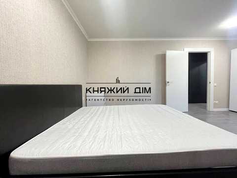 квартира за адресою Михайла Максимовича вул. (Онуфрія Трутенка), 32-А