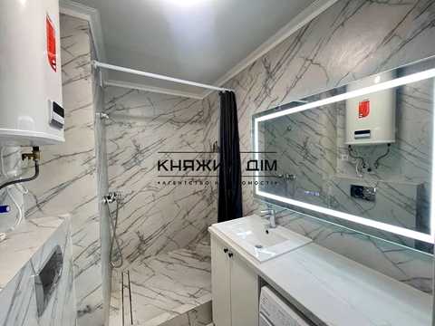 квартира за адресою Михайла Максимовича вул. (Онуфрія Трутенка), 32-А