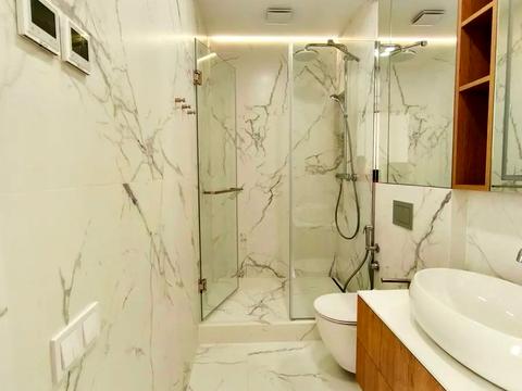квартира за адресою Салютна вул., 2к24