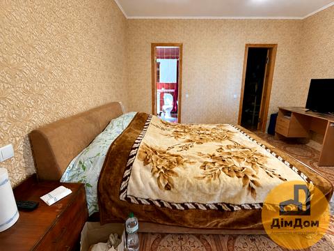 будинок за адресою Щаслива