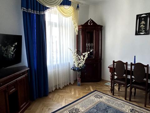 квартира за адресою Сніжна вул., 7