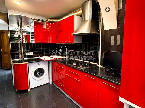 квартира по адресу Метростроителей ул., 32