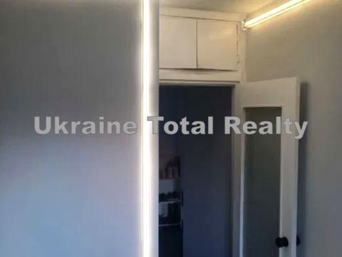 квартира за адресою Олега Мудрака вул. (Генерала Наумова), 37-Б