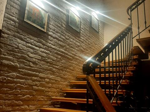комерційна за адресою Козацька вул., 15