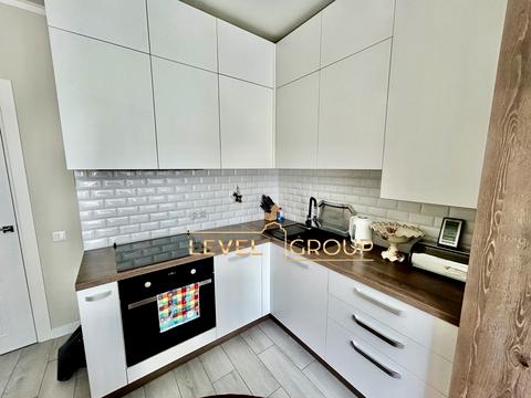 квартира за адресою Юнацька вул., 8