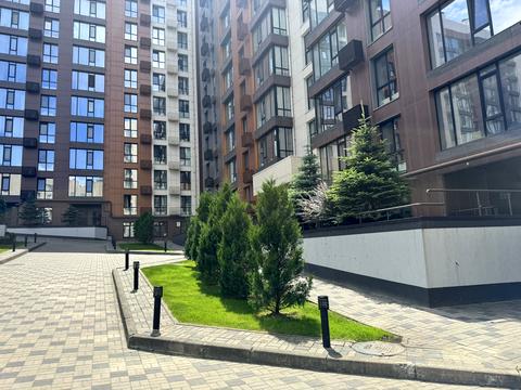 квартира по адресу Левка Лук'яненка ул. (Василия Жуковского), 18