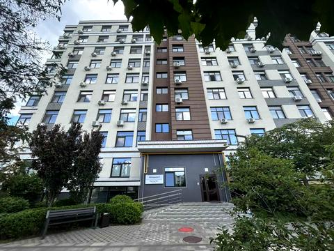 квартира за адресою Юнацька вул., 8