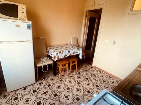 квартира за адресою Космонавтів просп., 66