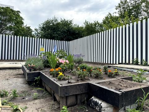будинок за адресою Юрія Лисянського вул. (Єсеніна), 105