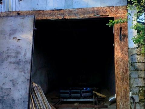 комерційна за адресою Складська, 5