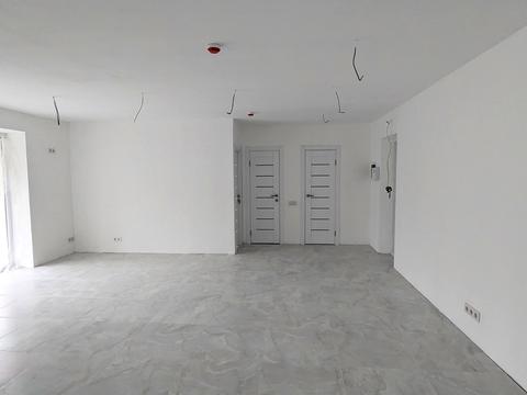 1869156129465641