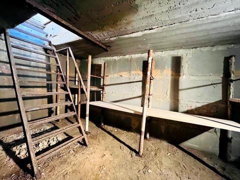 паркомісце за адресою Героїв України вул. (Гагаріна), 27
