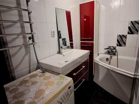 квартира по адресу Короленка ул., 3а