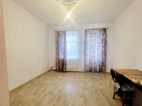квартира за адресою Електровозна вул., 8