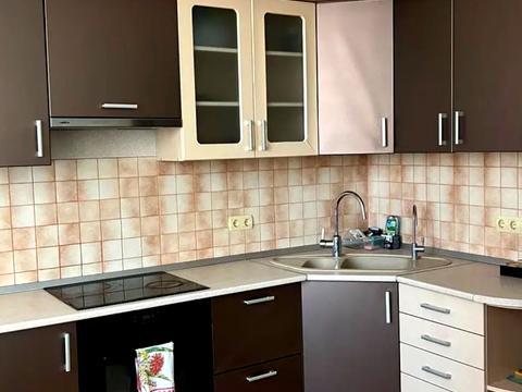 квартира за адресою Миколи Бажана просп., 16