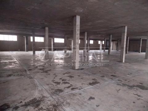 комерційна за адресою Межигірська вул., 55