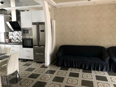 будинок за адресою Лисенка вул. (Надсонова), 2